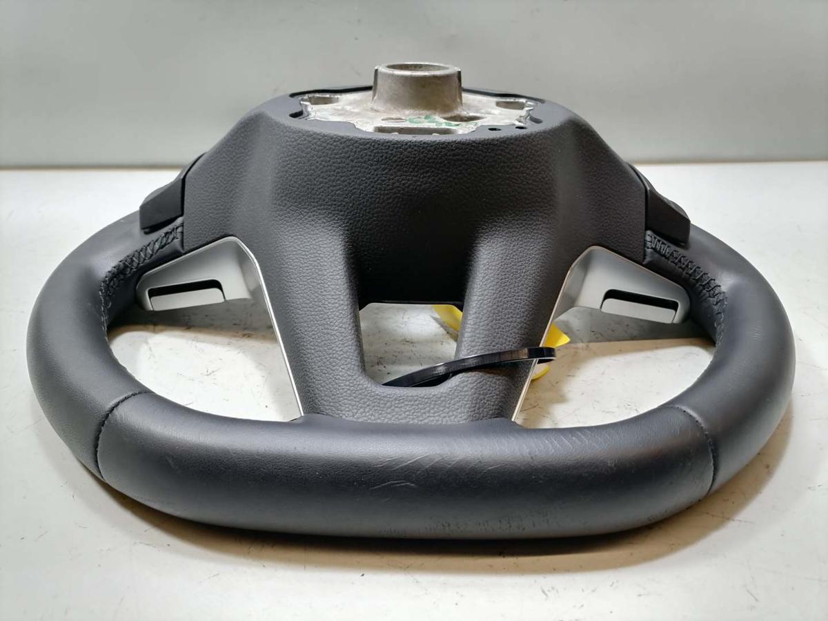 VW Passat B9 original Lederlenkrad mit Multifunktion Bj.2024